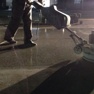 水磨石翻新、結晶及拋光（guāng）