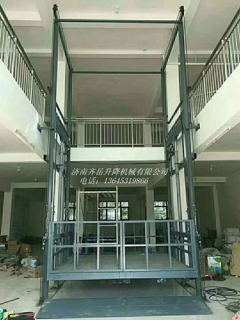 導軌式升降（jiàng）平台
